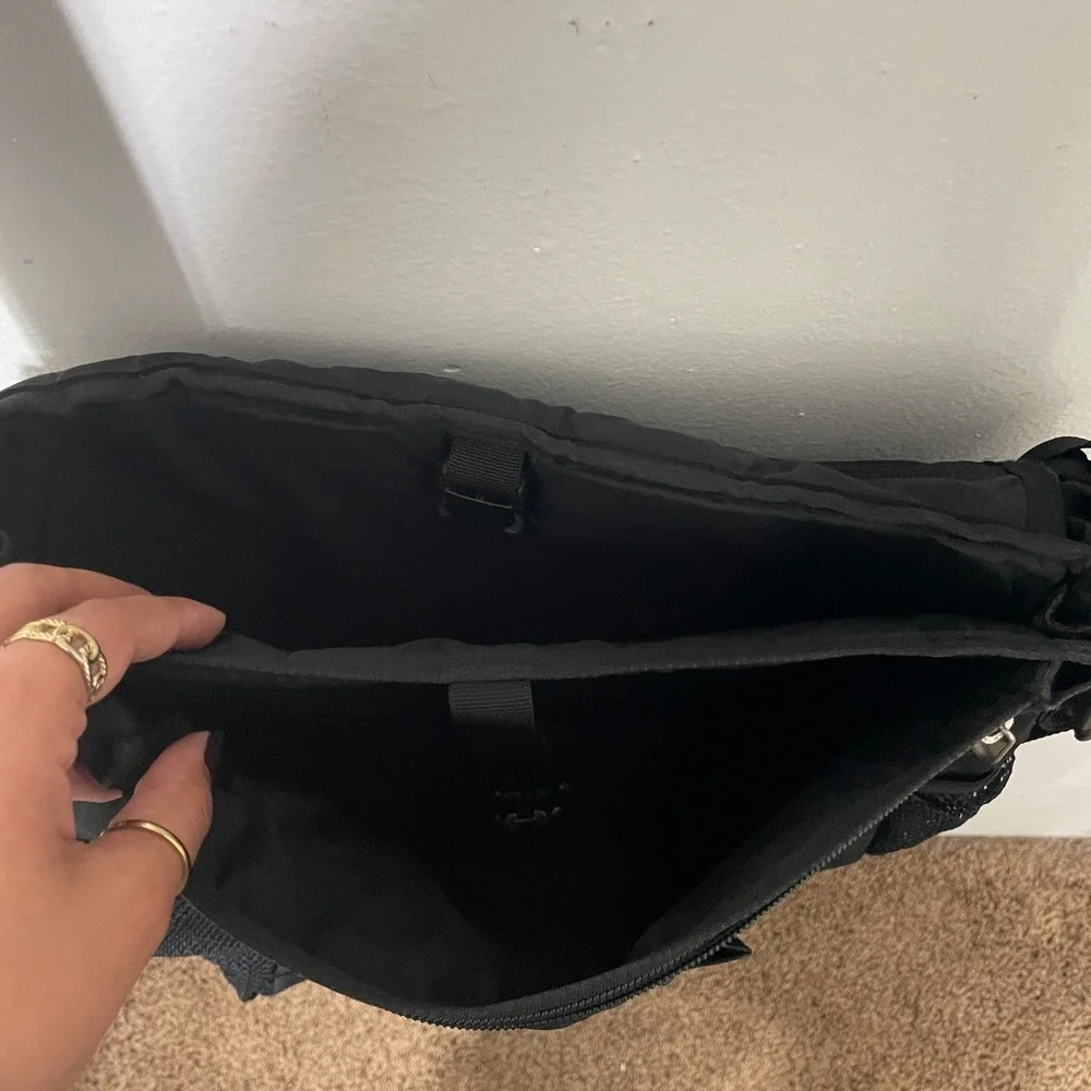 Columbia Sportswear Company Messenger Bag Black Grey Adjustable‎ Strap